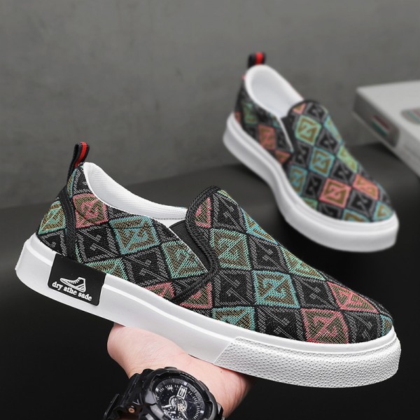 Men Casual Shoes Embroidered Print Design Outdoor Sneakers Platform Slip-On Shoes Trainers Skate Flats Walking Sneakers For Male