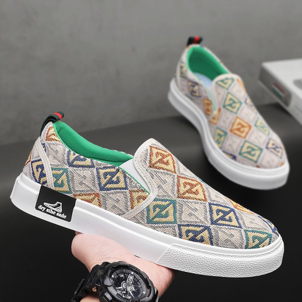 Men Casual Shoes Embroidered Print Design Outdoor Sneakers Platform Slip-On Shoes Trainers Skate Flats Walking Sneakers For Male